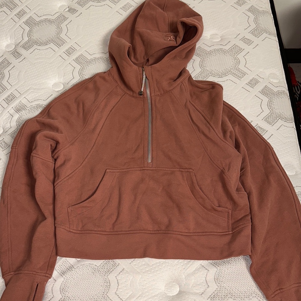 Lululemon Scuba